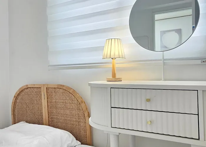 Shinhwahouse 5 Mins From Station Affittacamere Seul