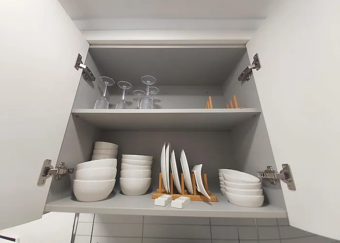 Shinhwahouse 5 Mins From Station 4*