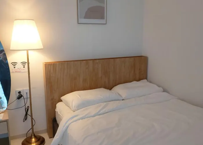 Shinhwahouse 5 Mins From Station Affittacamere Seul