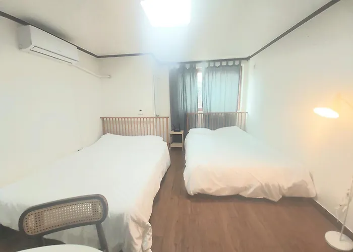 Shinhwahouse 5 Mins From Station Seul