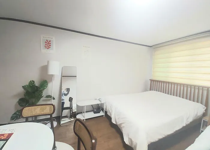 Shinhwahouse 5 Mins From Station Affittacamere
