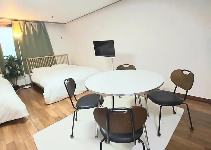 Shinhwahouse 5 Mins From Station Seul